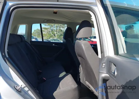 2011 Volkswagen Tiguan S из США, поврежденный, VIN WVGAV7AX3BW558611